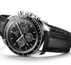 Omega Speedmaster Moonwatch 321 Platinum : platine, onyx et météorite lunaire !