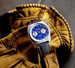 Chrono Alpina Startimer Pilot Heritage : un monopoussoir pour un saut en parachute