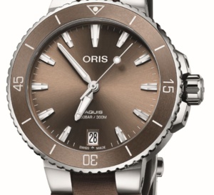 Oris Aquis Date : oh, la belle brune !