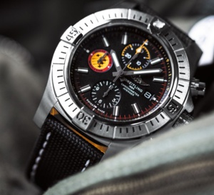 Breitling Avenger Swiss Air Force Team : le retour du logo ailés !