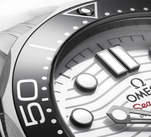 Omega Seamaster 300 : un cadran blanc en eaux profondes