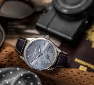 Frédérique Constant : Classics Horological, une Smartwatch qui cache bien son jeu