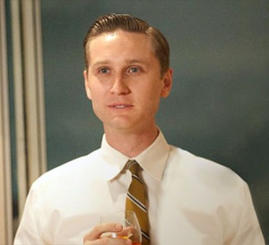 Mad Men : Aaron Stanton porte une Hamilton Pacer