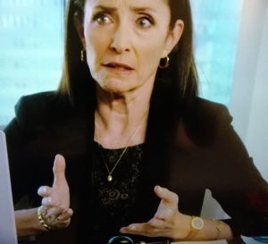 Bosch : Mimi Rogers porte une Bvlgari Bvlgari en or jaune