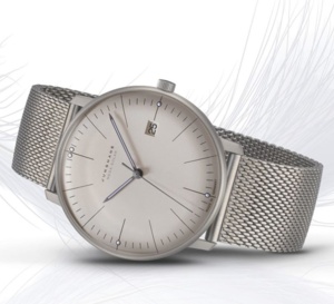 Junghans Max Bill Mega Solar : le temps "poids plume"