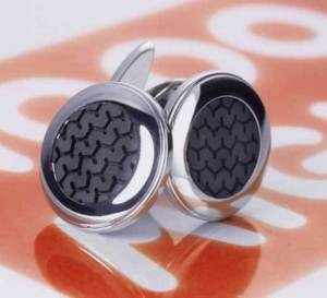 Chopard : des boutons de manchette qui s’inspirent de l’univers des voitures de sport Chopard : des boutons de manchette qui s’inspirent de l’univers des voitures de sport