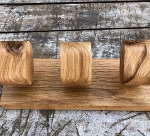Ponctuel.le : le repose-montre en bois dans tous ses états !