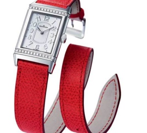 Jaeger-LeCoultre Grande Reverso Lady Ultra Thin : un bracelet Valextra pour la Saint-Valentin