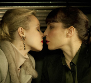 Passion : Noomi Rapace porte une Masterchrono Jaeger-LeCoultre