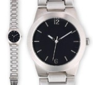 Easywatch : des montres low-cost viennent concurrencer Swatch sur son propre marché