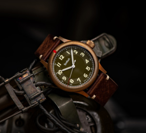 Hanhart Pioneer One Bronze : une "trois aiguilles" en série limitée à 150 exemplaires