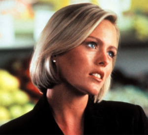 L'arme fatale II : Patsy Kensit porte une Rolex Lady Datejust