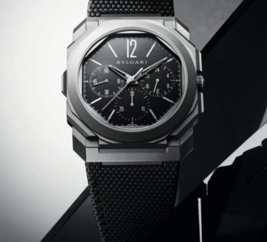 Octo Finissimo Chronograph GMT Titanium : désormais sur bracelet caoutchouc avec cadran noir