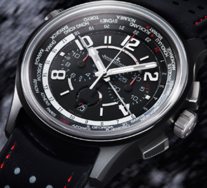 Jaeger-LeCoultre et Aston Martin : AMVOX5 World Chronograph Cermet