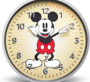 Alexa Gadgets : une horloge murale (intelligente) avec Mickey Mouse