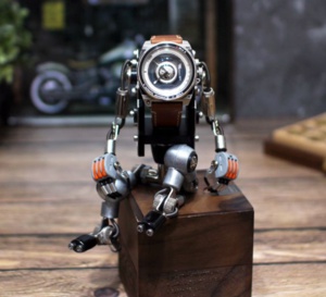 Robotoy : votre repose-montre en mode robot