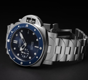 Panerai Submersible 42 mm : Blu notte, idéale au quotidien