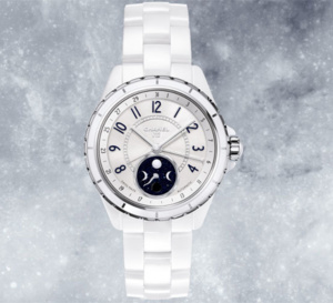 Chanel J12 Moonphase : la lune avec ou sans diamants…