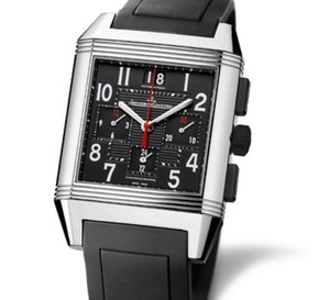 Reverso Squadra Chronograph GMT Black Jaeger-LeCoultre : la montre de sport capable de mesurer les temps de l'exploit