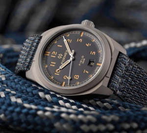 Formex Field Automatic : militaro-style