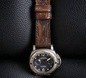 Gunny strap : Wood #1, le bracelet en cuir imprimé "bois"