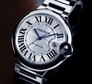 Cartier présente sa nouvelle création : la Ballon bleu, une montre ronde… entre classicisme et futurisme