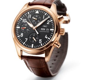 Montre aviateur IWC Chrono-Automatic : un instrument technique adouci par son nouveau boîtier en or rose