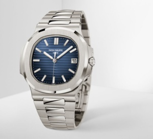 Patek Philippe Nautilus : elle revient en or gris sous la référence 5811/1G-001