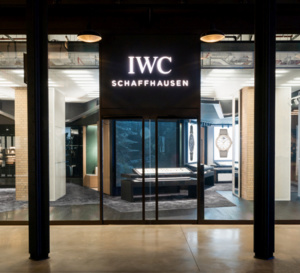 Londres : IWC, ouvre une nouvelle boutique dans la célèbre centrale électrique de Battersea