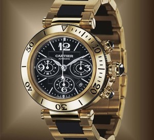 Pasha Seatimer Chronographe Cartier en or jaune, céramique et caoutchouc noir