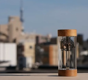 L'Oscilloglass de Kokusai : la mécanique du temps qui passe...