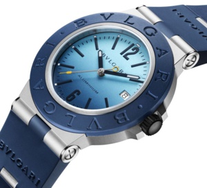 Bulgari Aluminium Solotempo : édition Capri au cadran bleu lagon dégradé