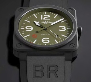 Bell &amp; Ross BR03-92 Military Type : une guerrière à la ville