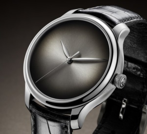 H. Moser &amp; Cie : no logo