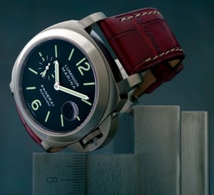 Panerai : de nouvelles Luminor Marina en titane avec un boîtier et un bracelet sans vis