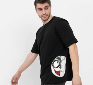 Konstantin Chaykin : une collection "capsule" de t-shirts en hommage au Joker Konstantin Chaykin : une collection "capsule" de t-shirts en hommage au Joker
