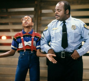 Family Matters : Reginald VelJohnson porte une Ventura de chez Hamilton