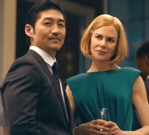 Expats : Brian Tee porte une Omega Aqua Terra en acier Expats : Brian Tee porte une Omega Aqua Terra en acier