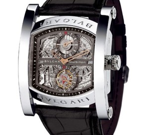 Bulgari : du nouveau dans la collection Assioma dont un tourbillon calendrier perpétuel et GMT