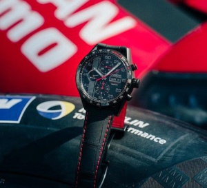 TAG Heuer Carrera Calibre 16 Chronographe Day-Date "Nismo" : vive Le Mans