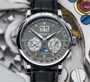 Lange &amp; Söhne Datograph Perpetual : arrivée d'un nouveau modèle en or gris