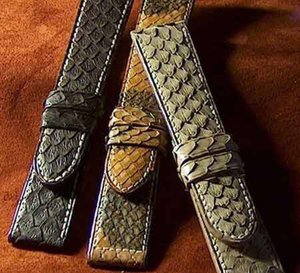 Anaconda, cobra, karung,… un serpent autour du poignet ! : la chronique du bracelet-montre d’ABP