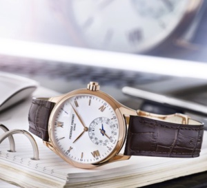 Horological Smartwatch Frédérique Constant : Bucherer Watch Award 2015