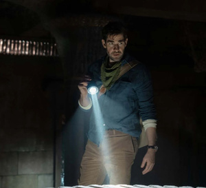 Fountain of youth : John Krasinski porte une JLC Master Control Chronographe Calendar or rose