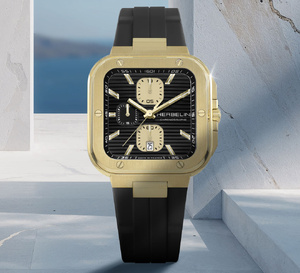 Herbelin Cap Camarat Square Chronographe : PVD or jaune et cadran noir et champagne