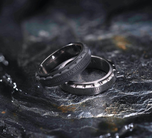 Atelier du Tantale : Atlante, une bague pour hommes en tantale en hommage aux plongeurs