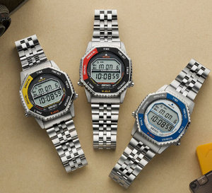 Seiko Rotocall : le retour d'une icône des années 80 avec son fameux commutateur rotatif !