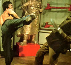 Opération Dragon : Bruce Lee porte une Seiko 6139-6010