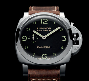 Panerai Luminor Marina PAM01759 : un design efficace et stylé