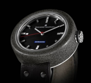 Giuliano Mazzuoli : montre design en ciment